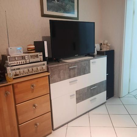 Apartment Am Muehlenbusch Нойс Екстериор снимка